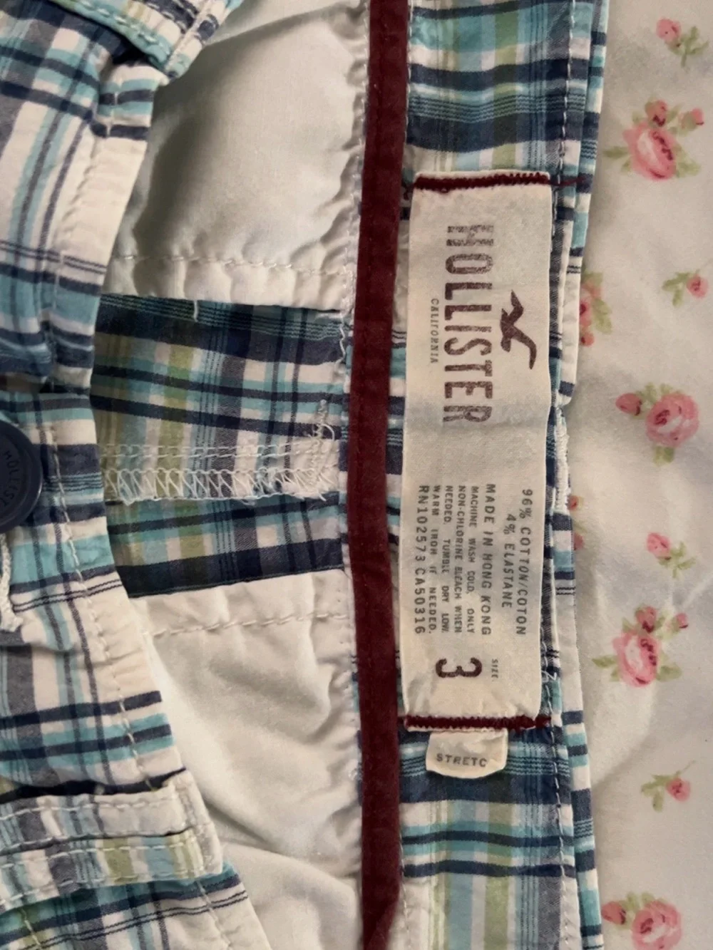 Hollister plaid shorts - Picture 3 of 3